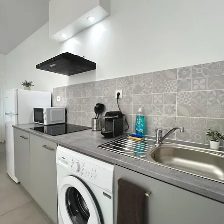 Apartament T2 Urbain Proche Du Centre-ville De